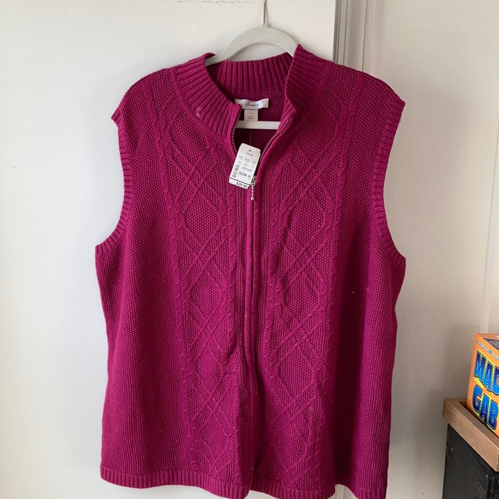 3/$20 CJ Banks sweater vest